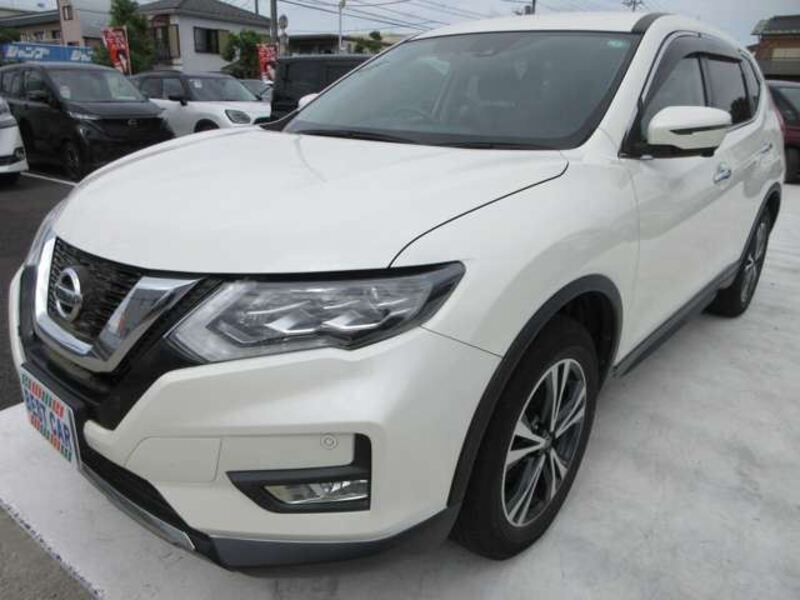 X-TRAIL