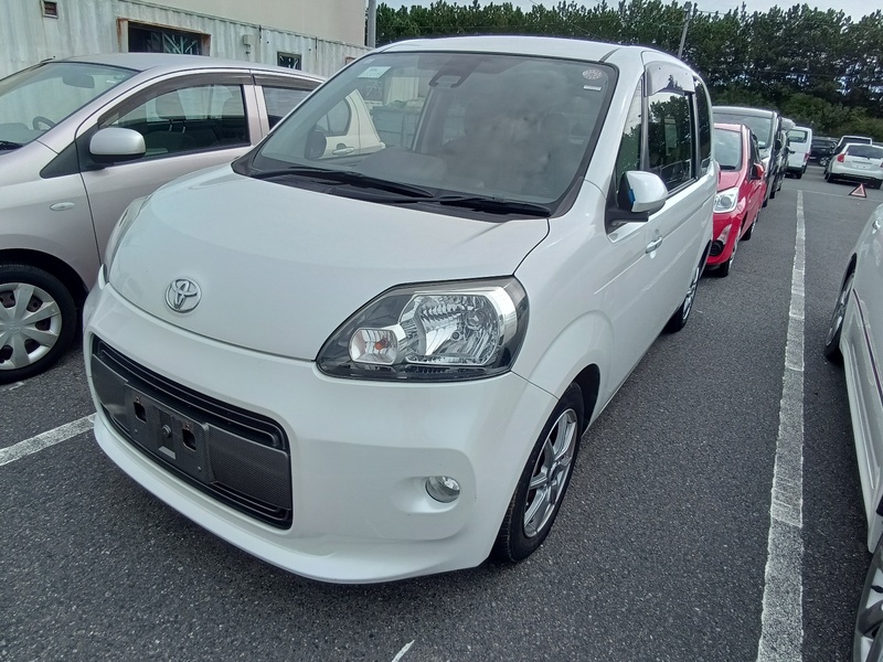 TOYOTA PORTE