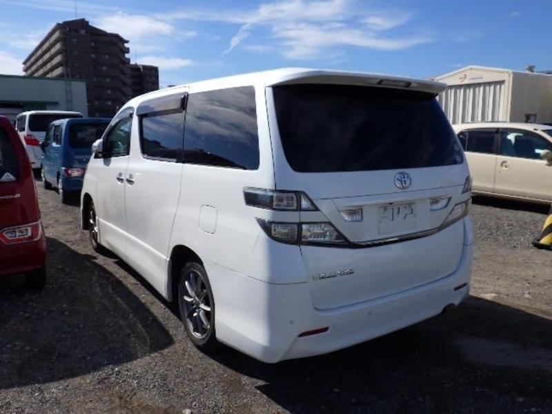 VELLFIRE