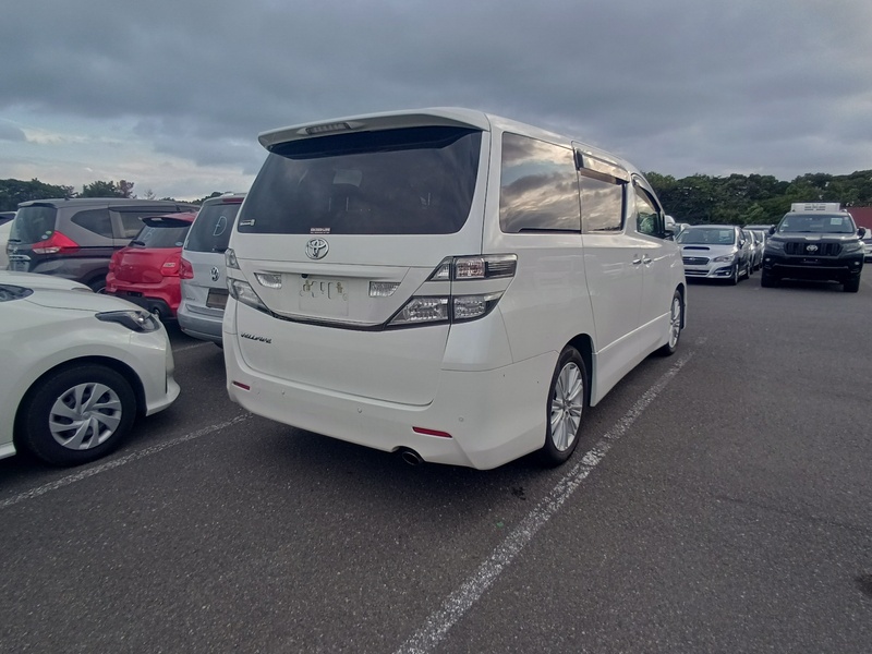 VELLFIRE