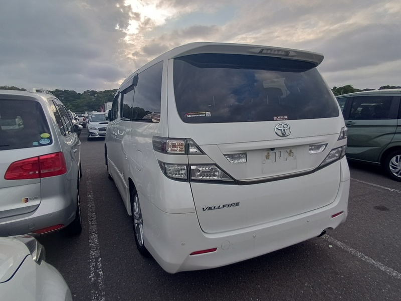 VELLFIRE
