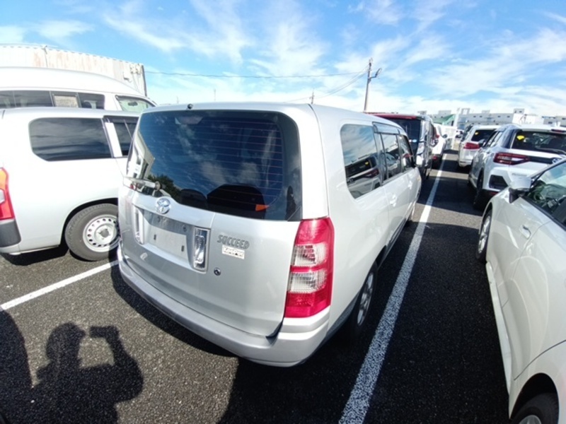 SUCCEED VAN