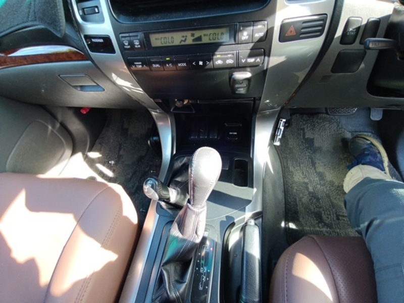 LAND CRUISER PRADO