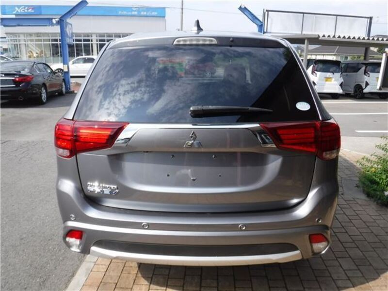 OUTLANDER PHEV