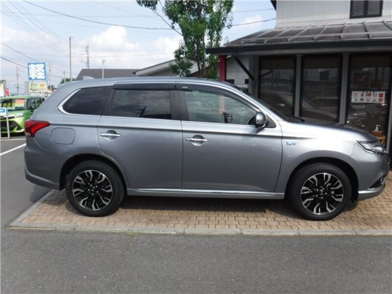 OUTLANDER PHEV