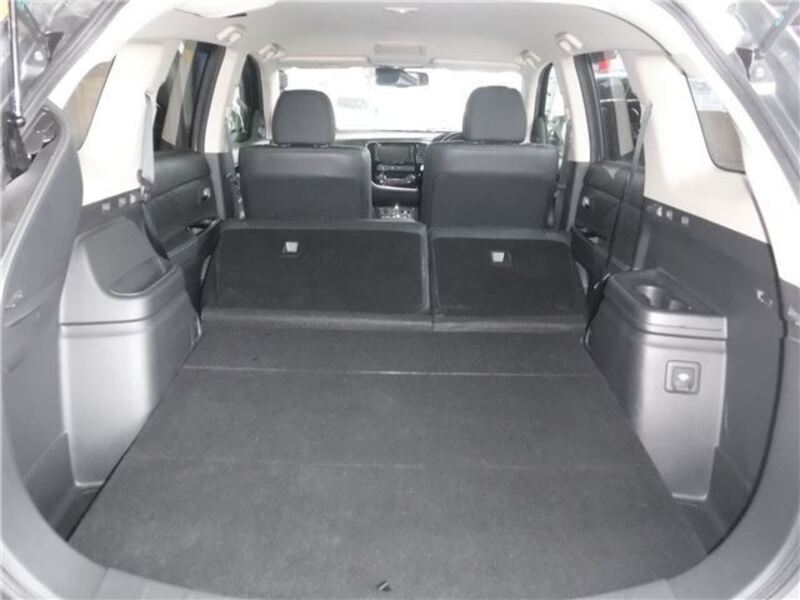 OUTLANDER PHEV