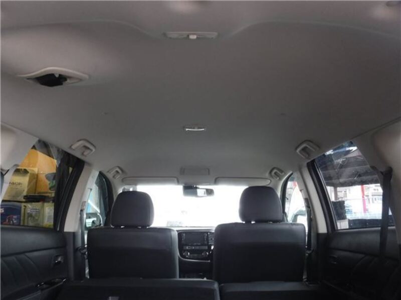 OUTLANDER PHEV