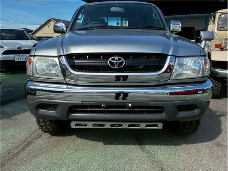 HILUX