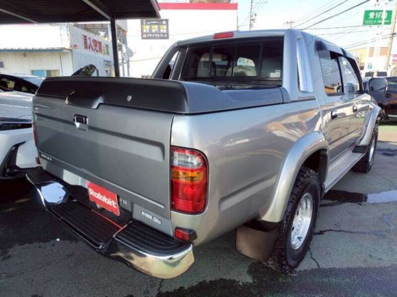HILUX
