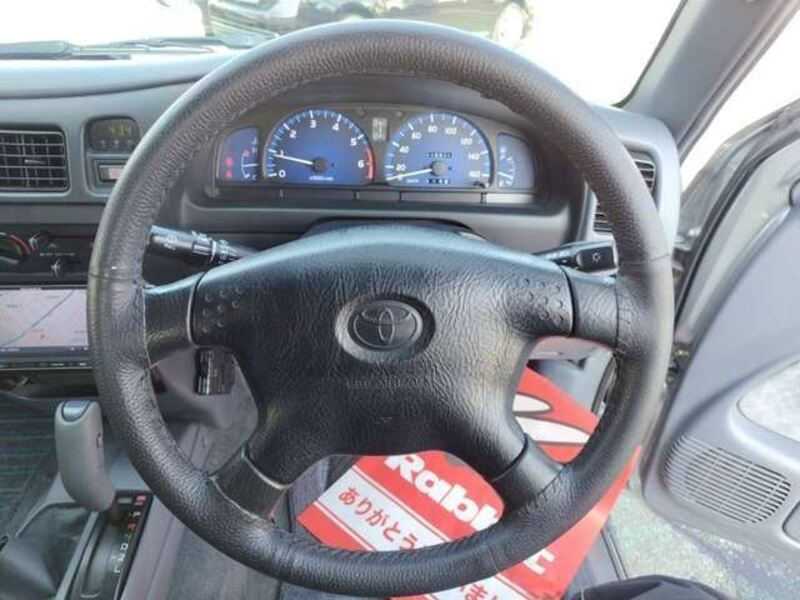 HILUX