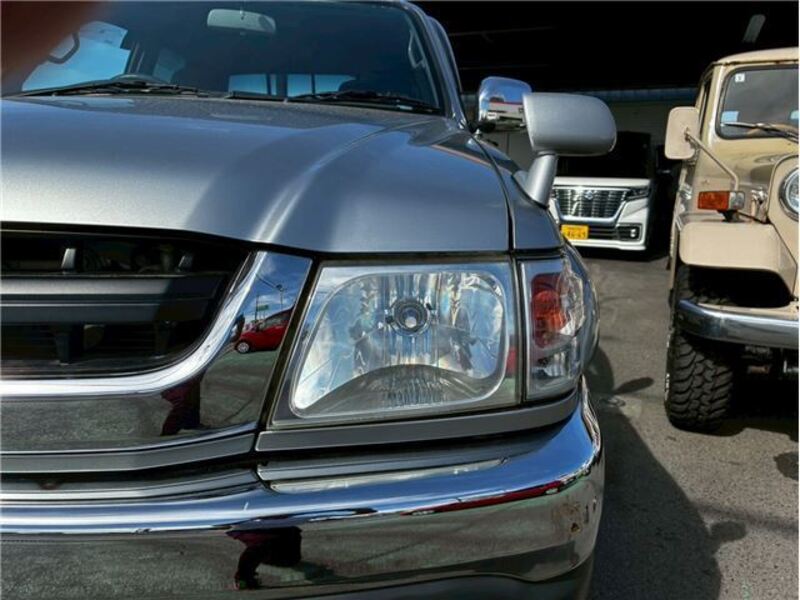 HILUX