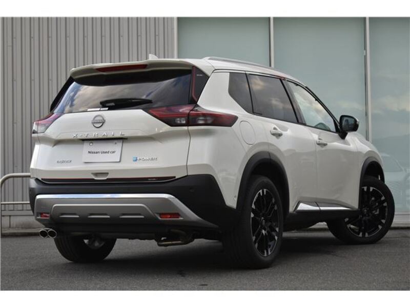 X-TRAIL