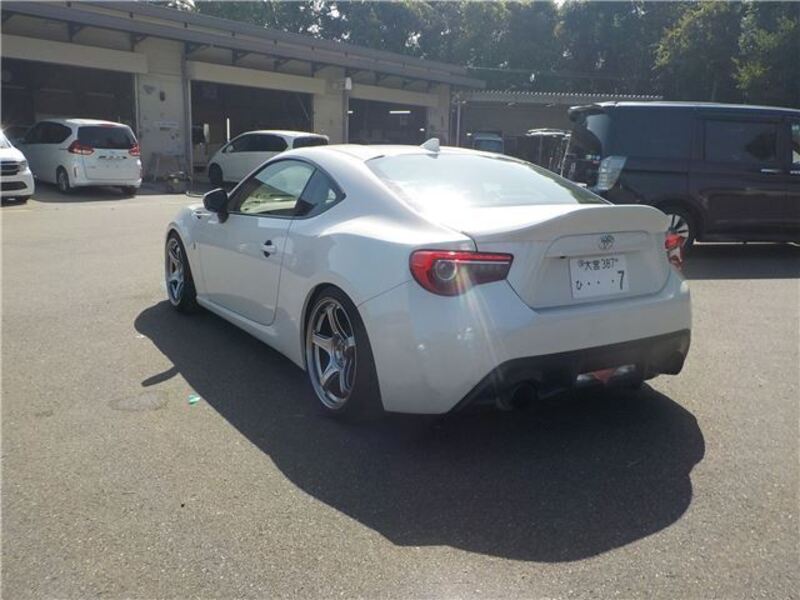86