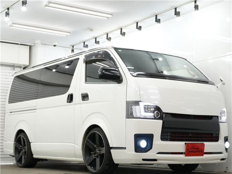 HIACE VAN