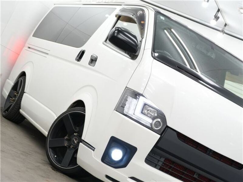 HIACE VAN