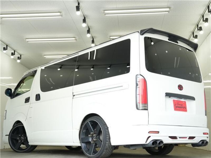 HIACE VAN
