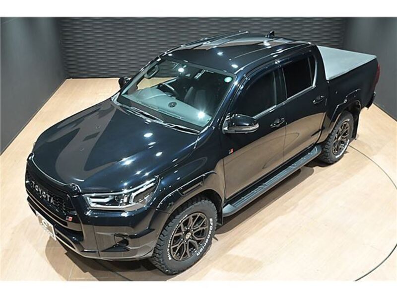 HILUX
