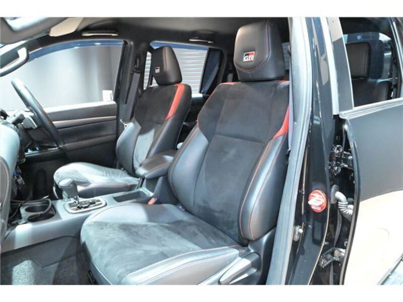 HILUX