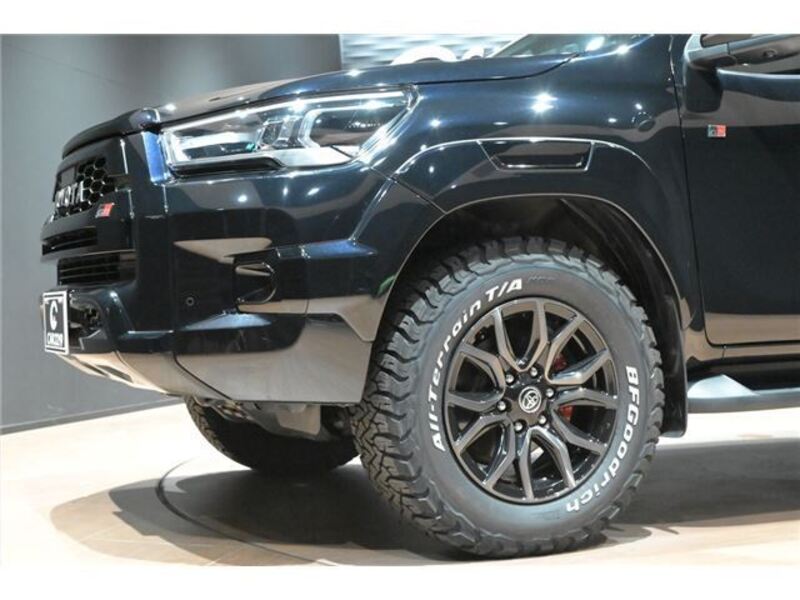 HILUX