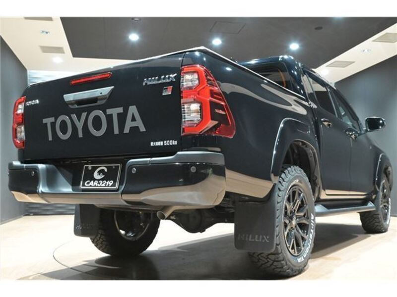 HILUX