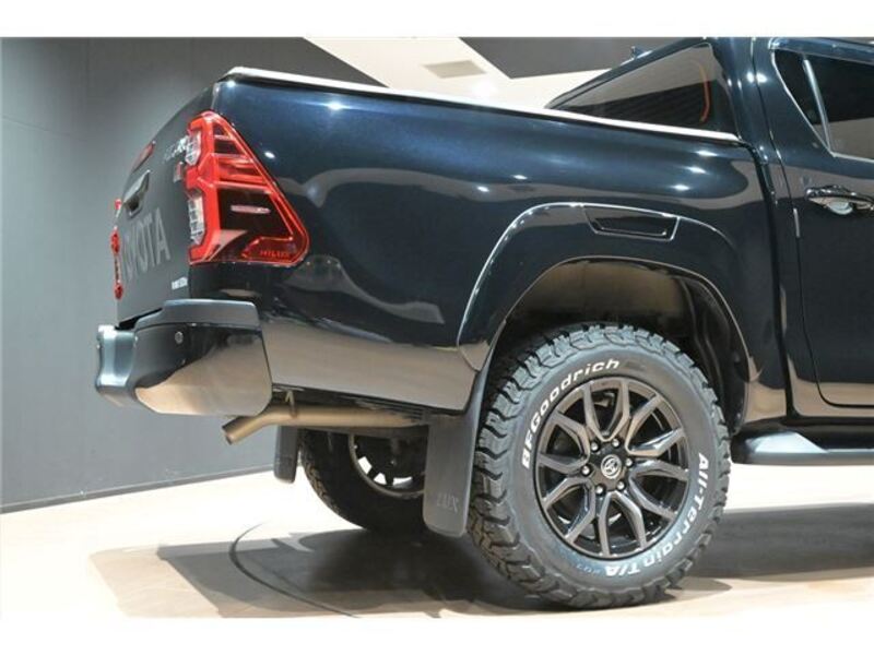 HILUX