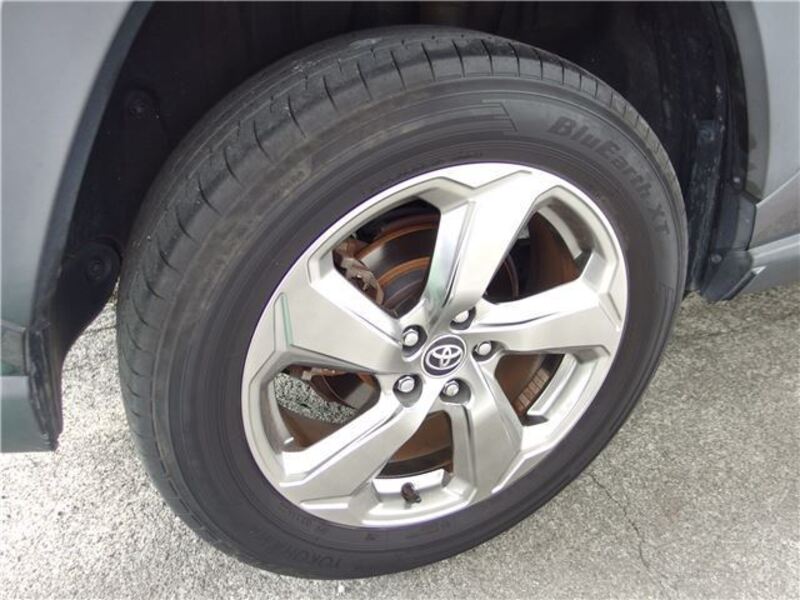 RAV4
