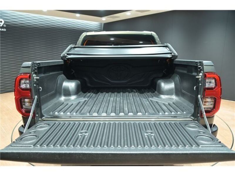 HILUX