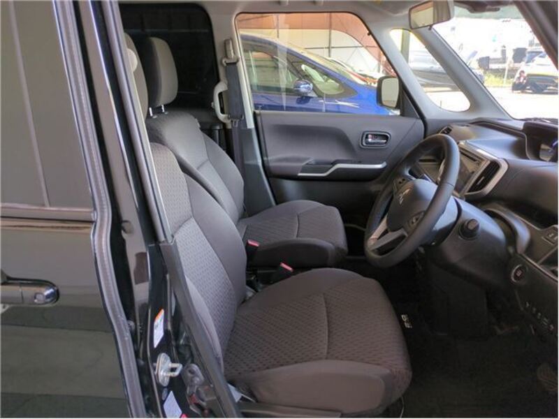 DELICA D2