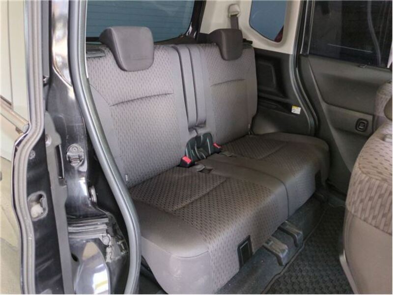 DELICA D2