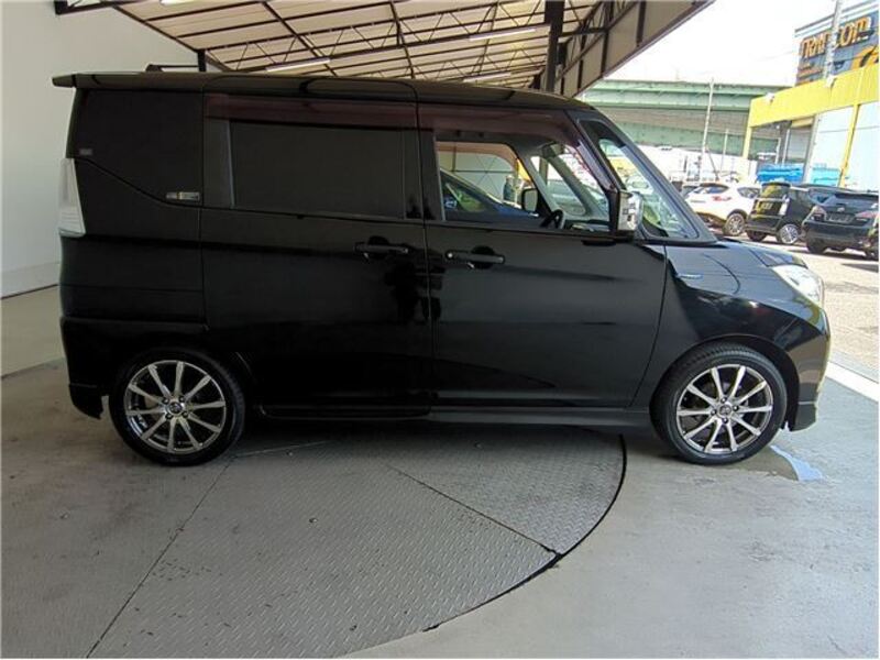 DELICA D2