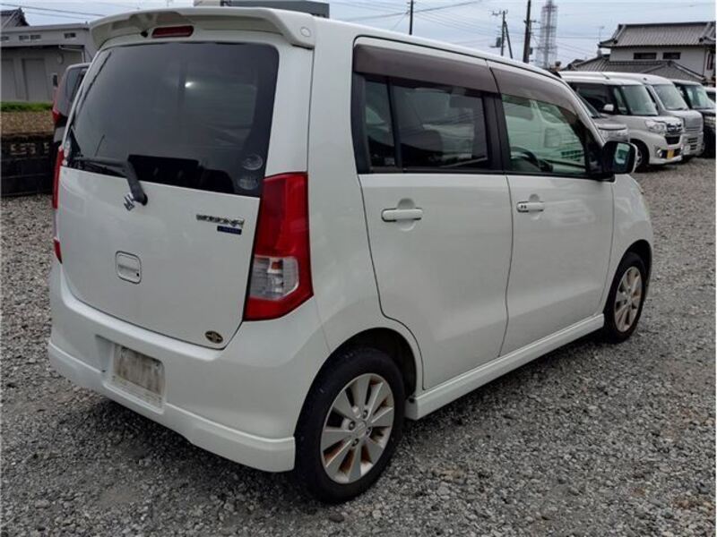 WAGON R