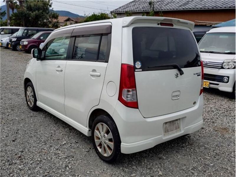 WAGON R