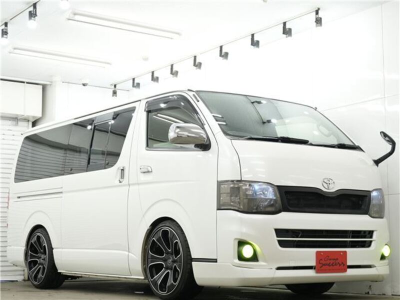 HIACE VAN