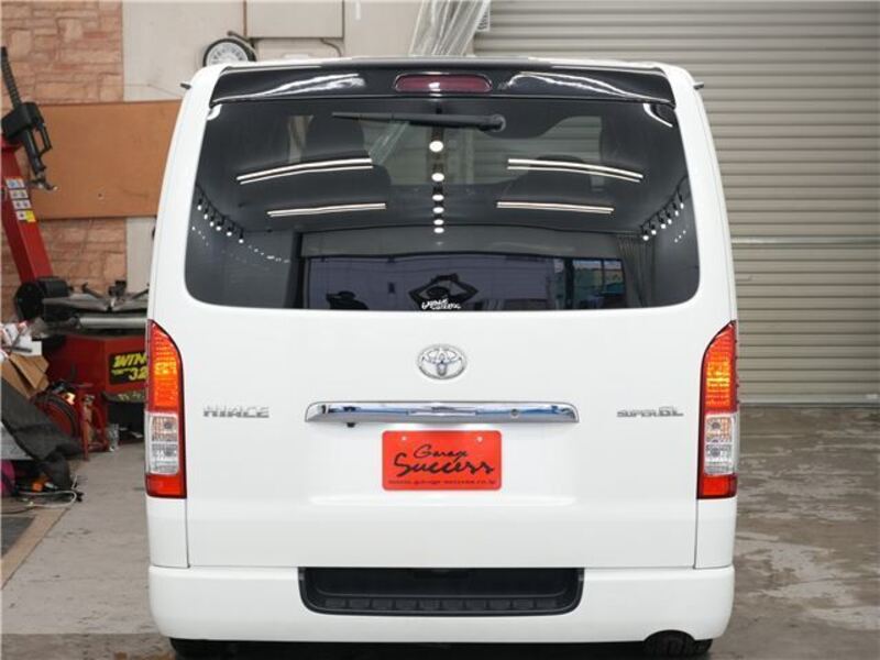 HIACE VAN