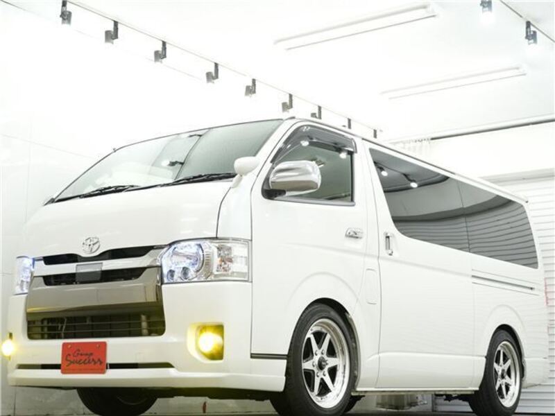 HIACE VAN