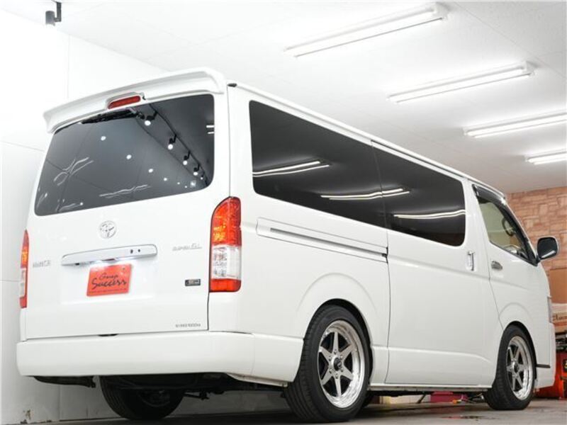 HIACE VAN