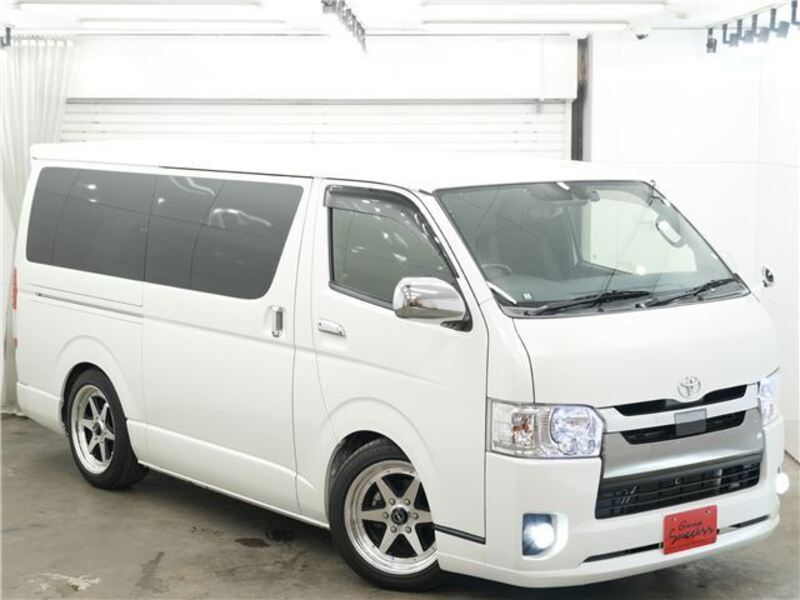 HIACE VAN