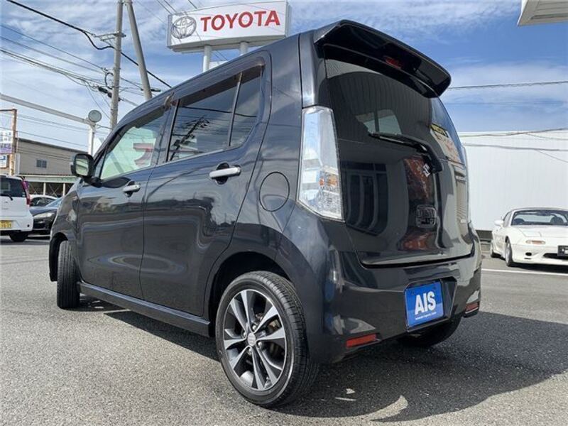 WAGON R