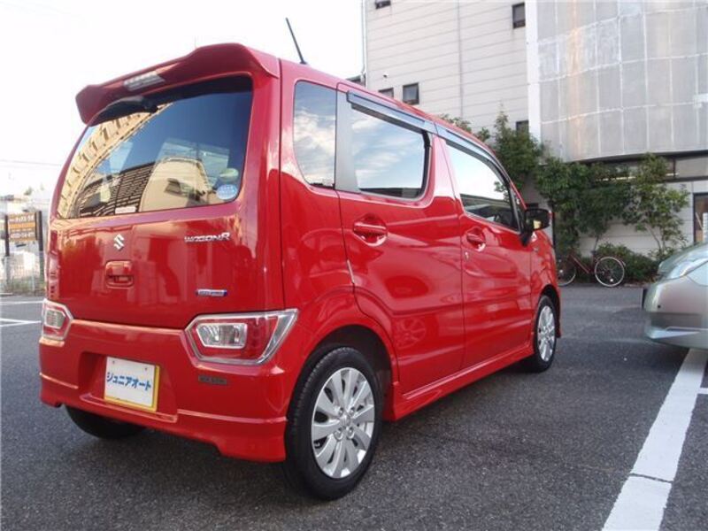 WAGON R