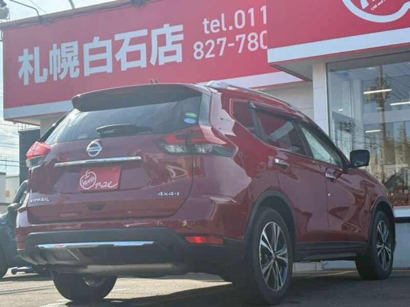 X-TRAIL