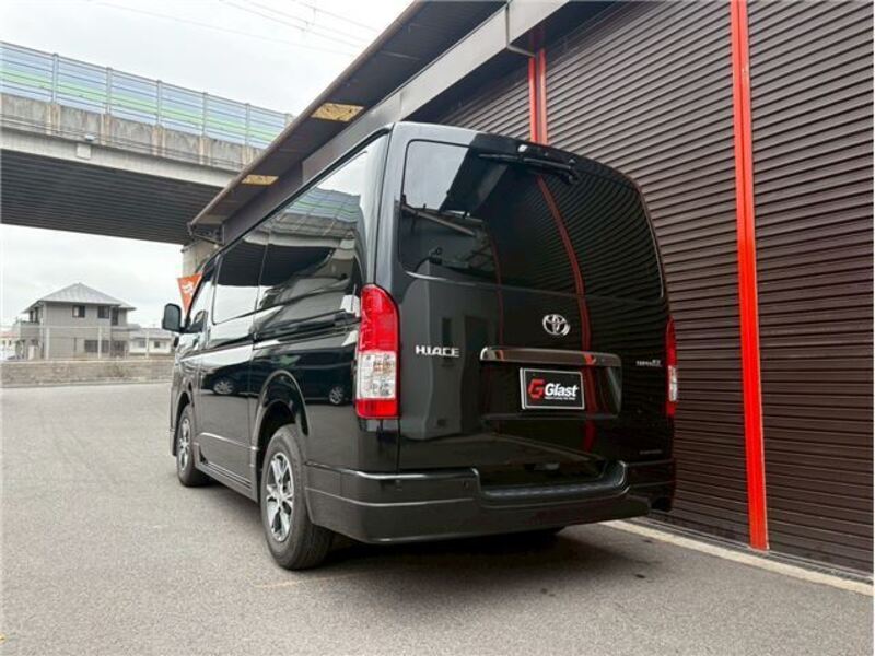HIACE