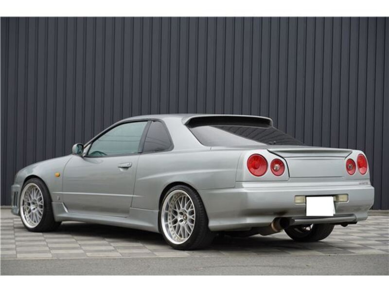 SKYLINE
