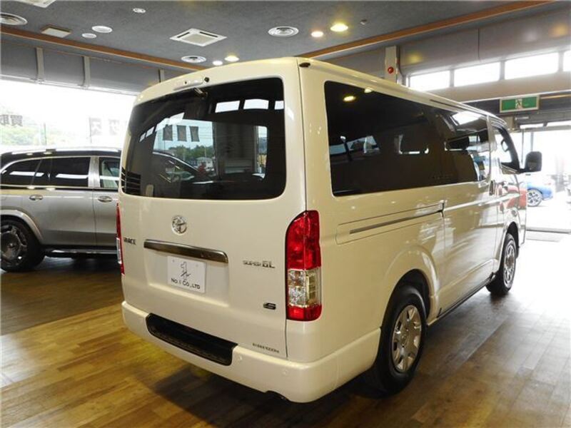 HIACE
