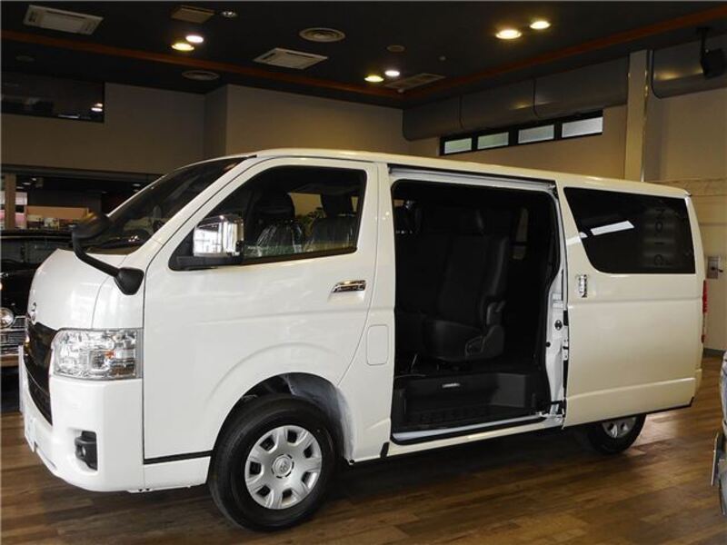 HIACE