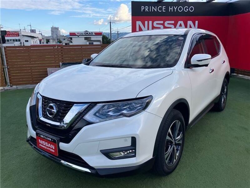 X-TRAIL