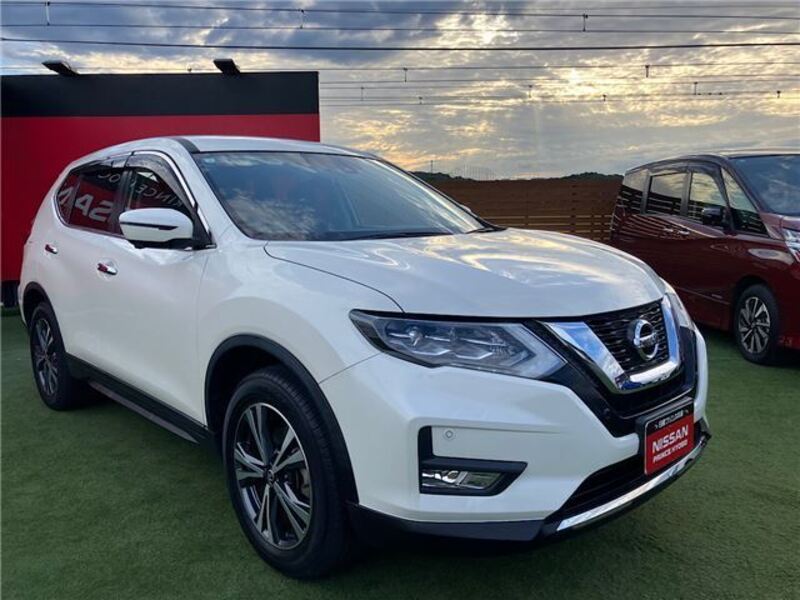 X-TRAIL