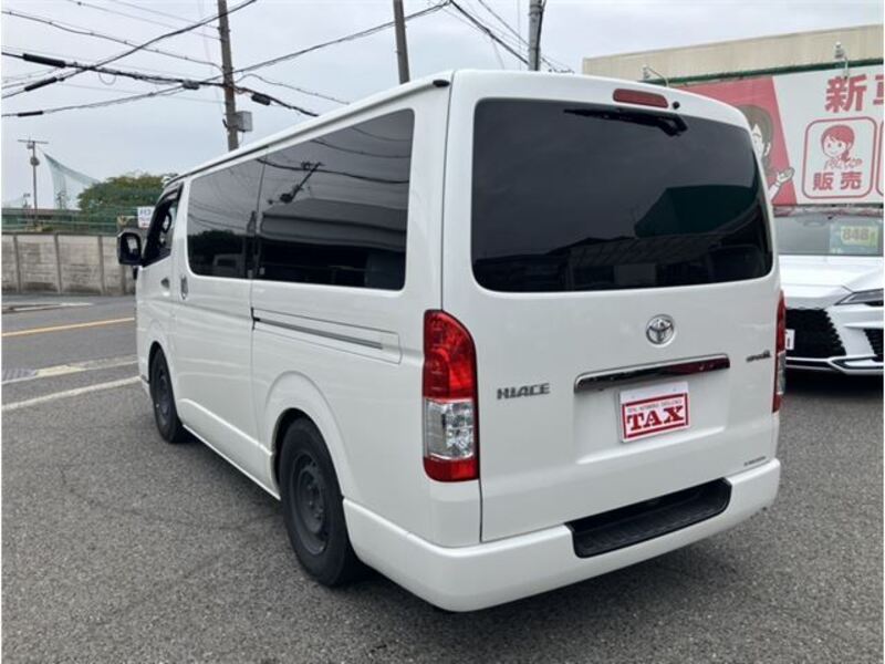 HIACE VAN