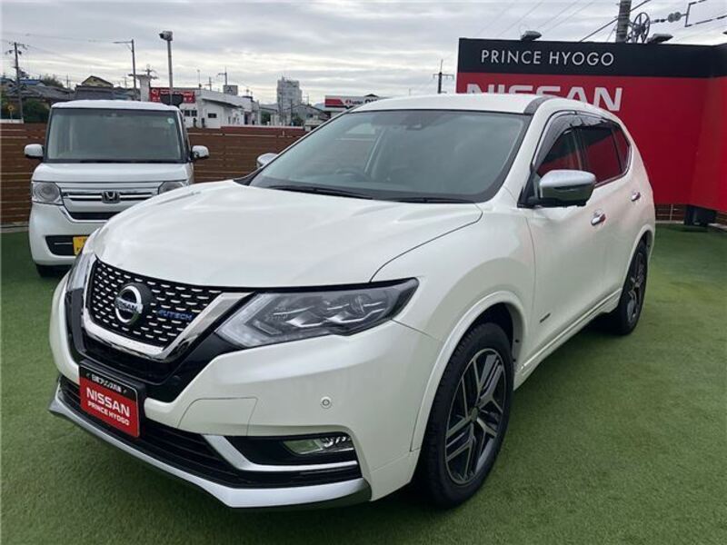 X-TRAIL