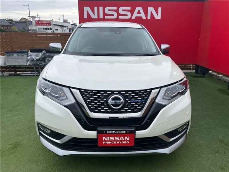 X-TRAIL