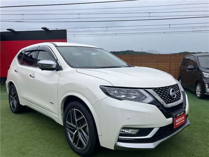 X-TRAIL